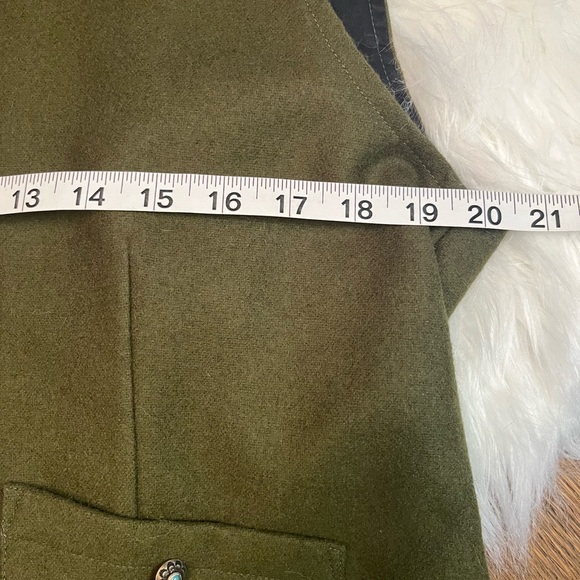 Gorgeous Olive Green Western Vest by Cattle Kate - Picture 4 of 8